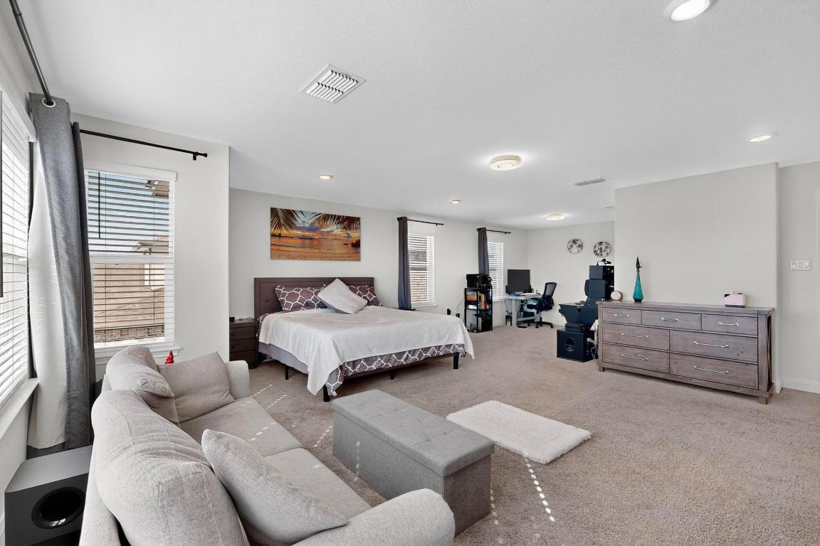 3830 Riardo Drive Round Rock, TX 78665 - Photo 14 of 33 Master suite