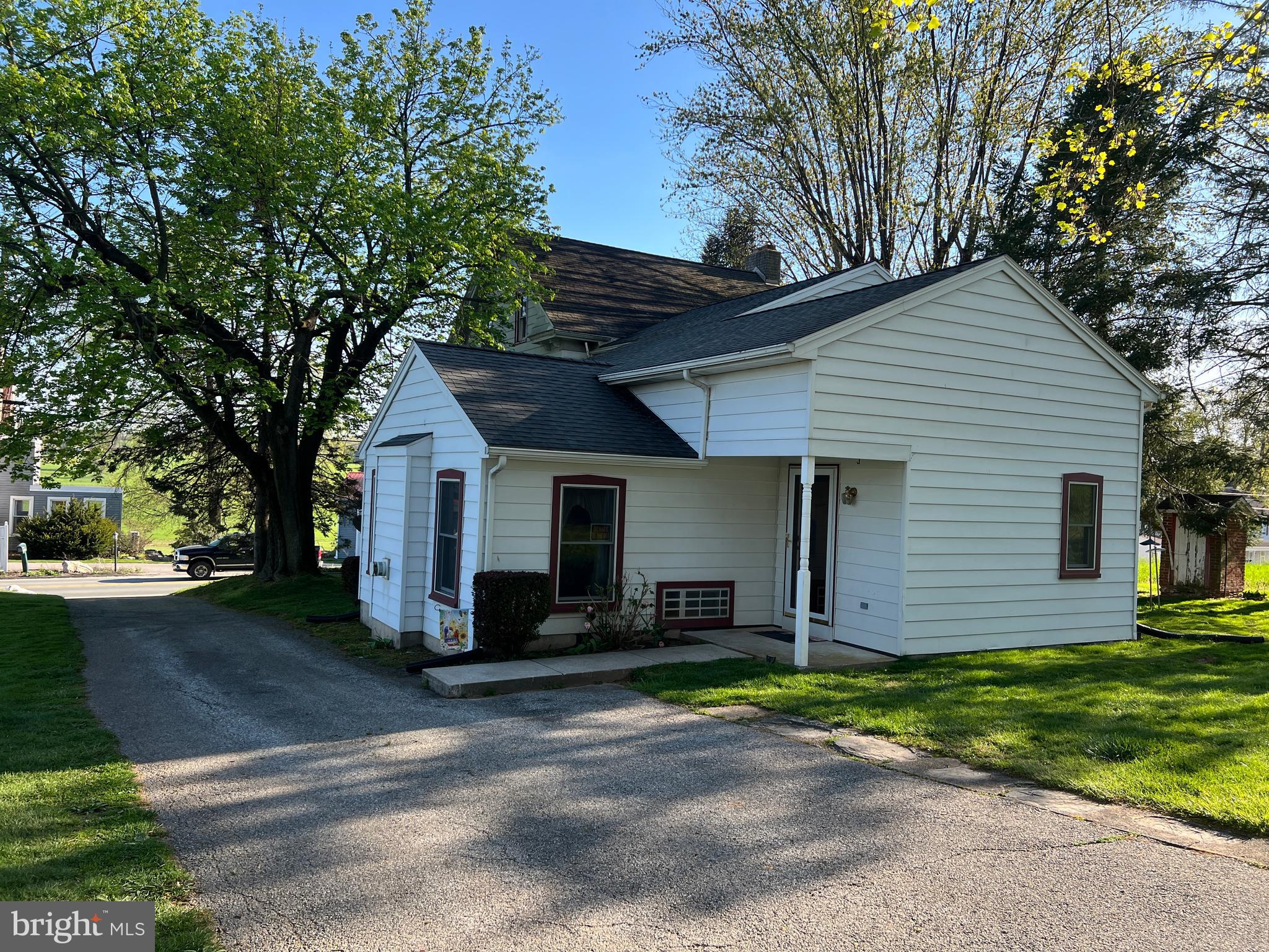 4601 East Prospect Road York, PA 17406 - Photo 7 of 92 Gallery Image 7