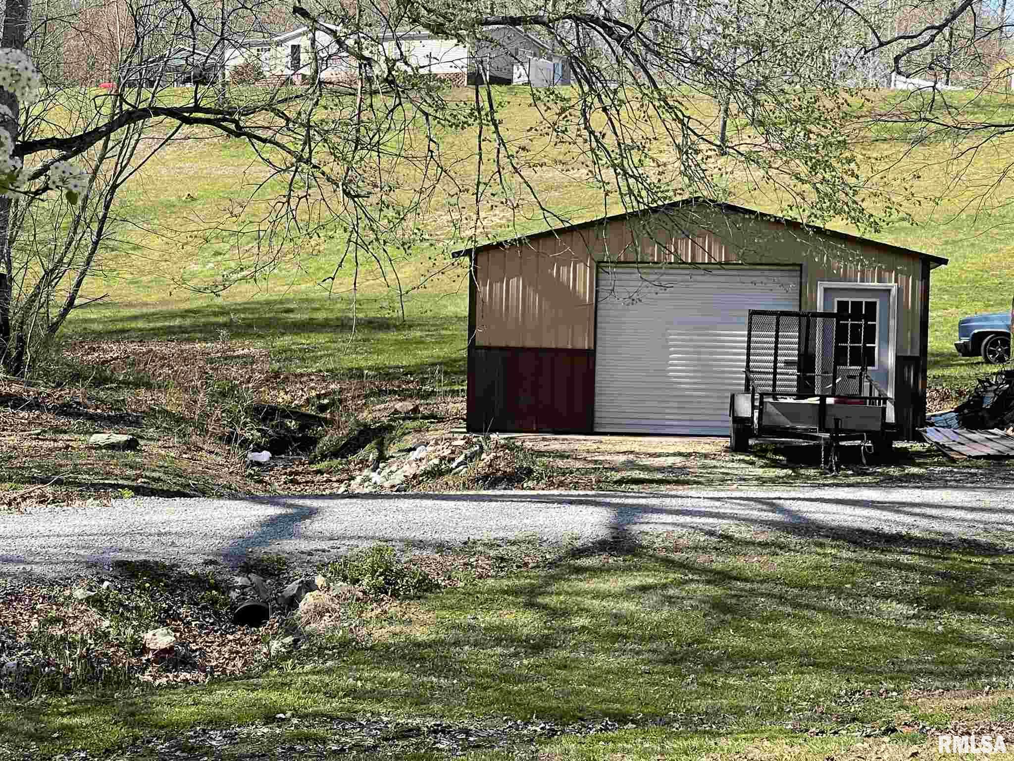 2040 State Pond Road Jonesboro, IL 62952 - Photo 10 of 35 Gallery Image 10