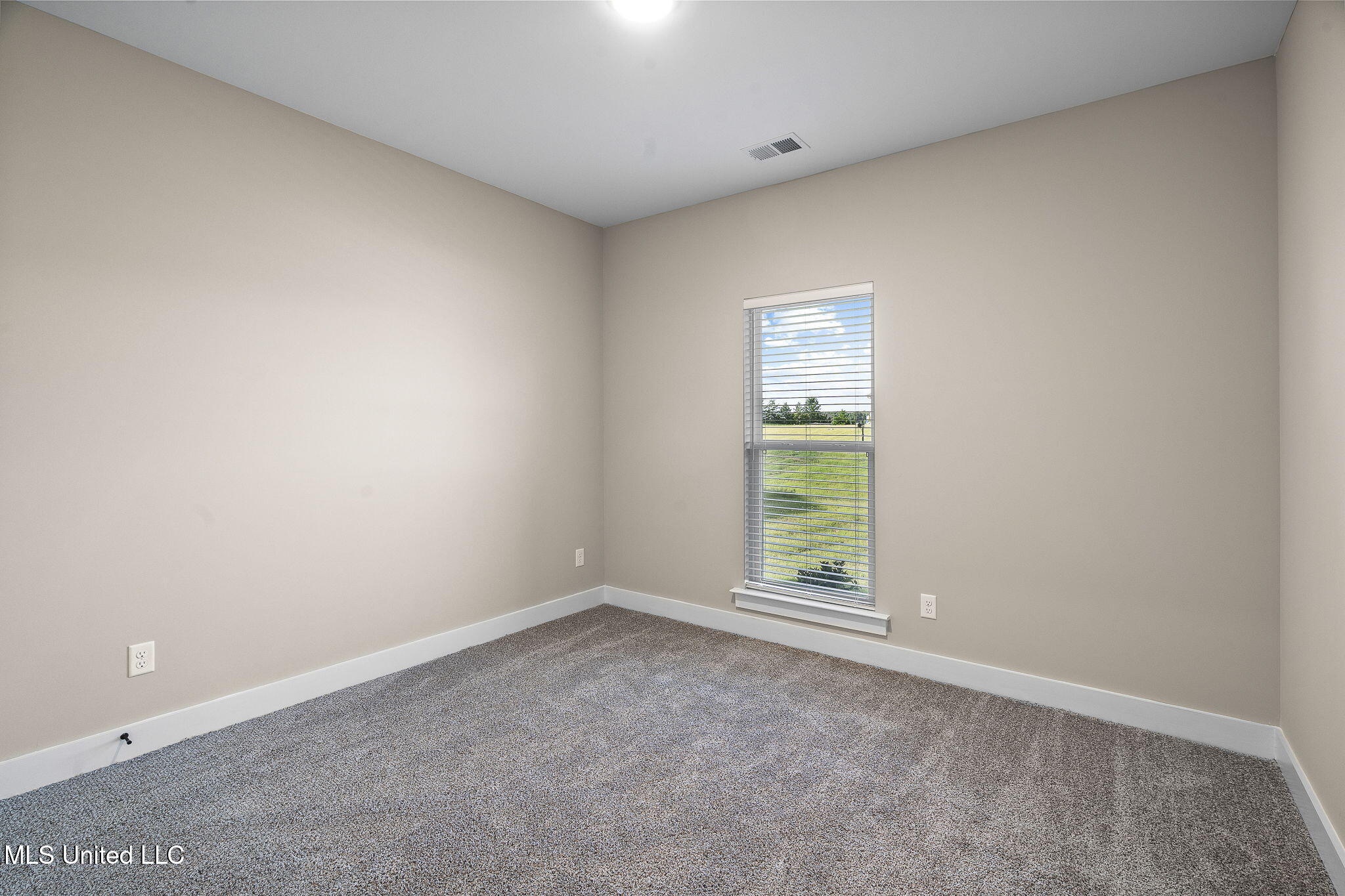 7684 Ridgefield Drive Horn Lake, MS 38637 - Photo 18 of 29 Bedroom 2