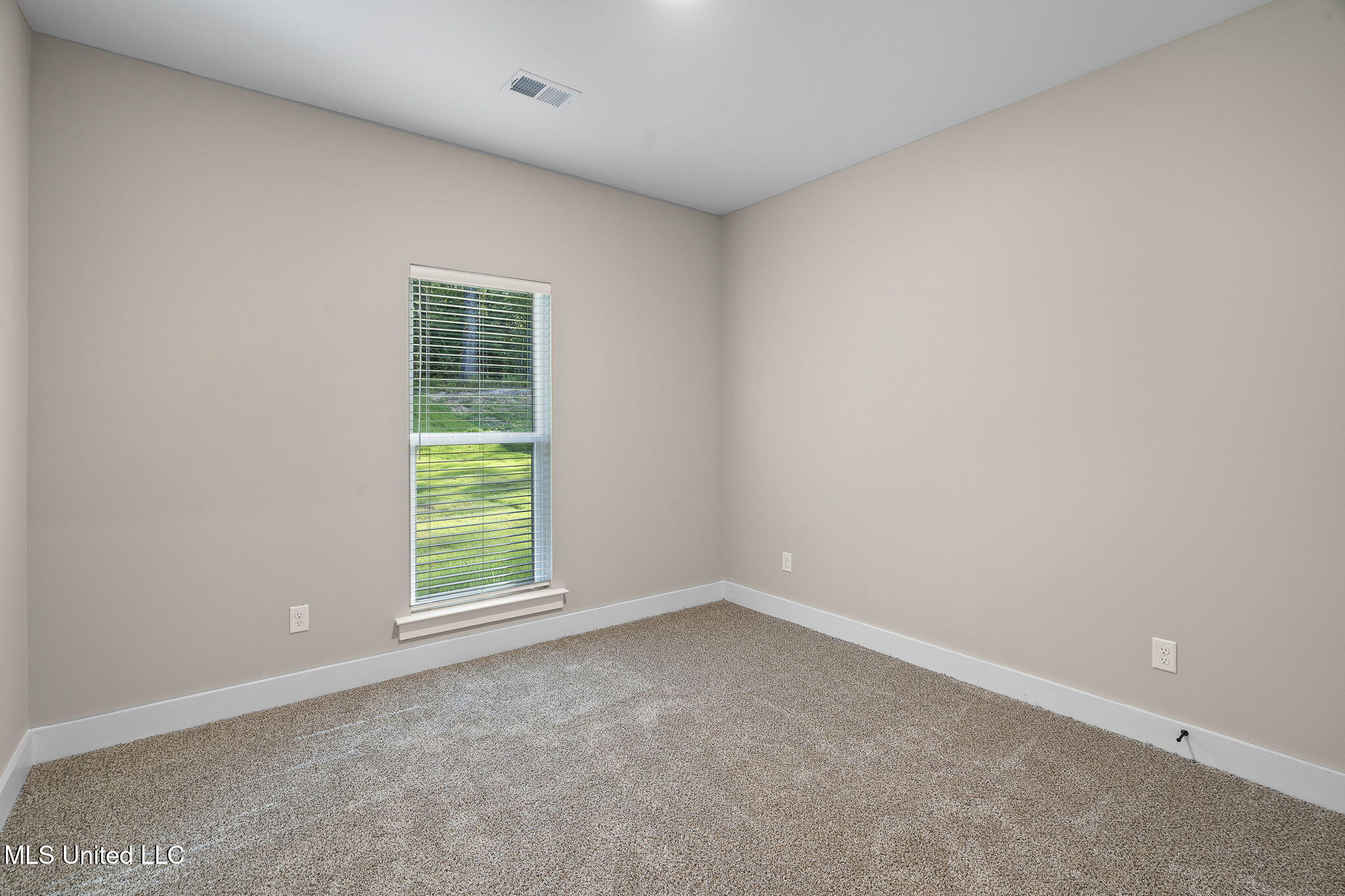 7684 Ridgefield Drive Horn Lake, MS 38637 - Photo 19 of 29 Bedroom 3