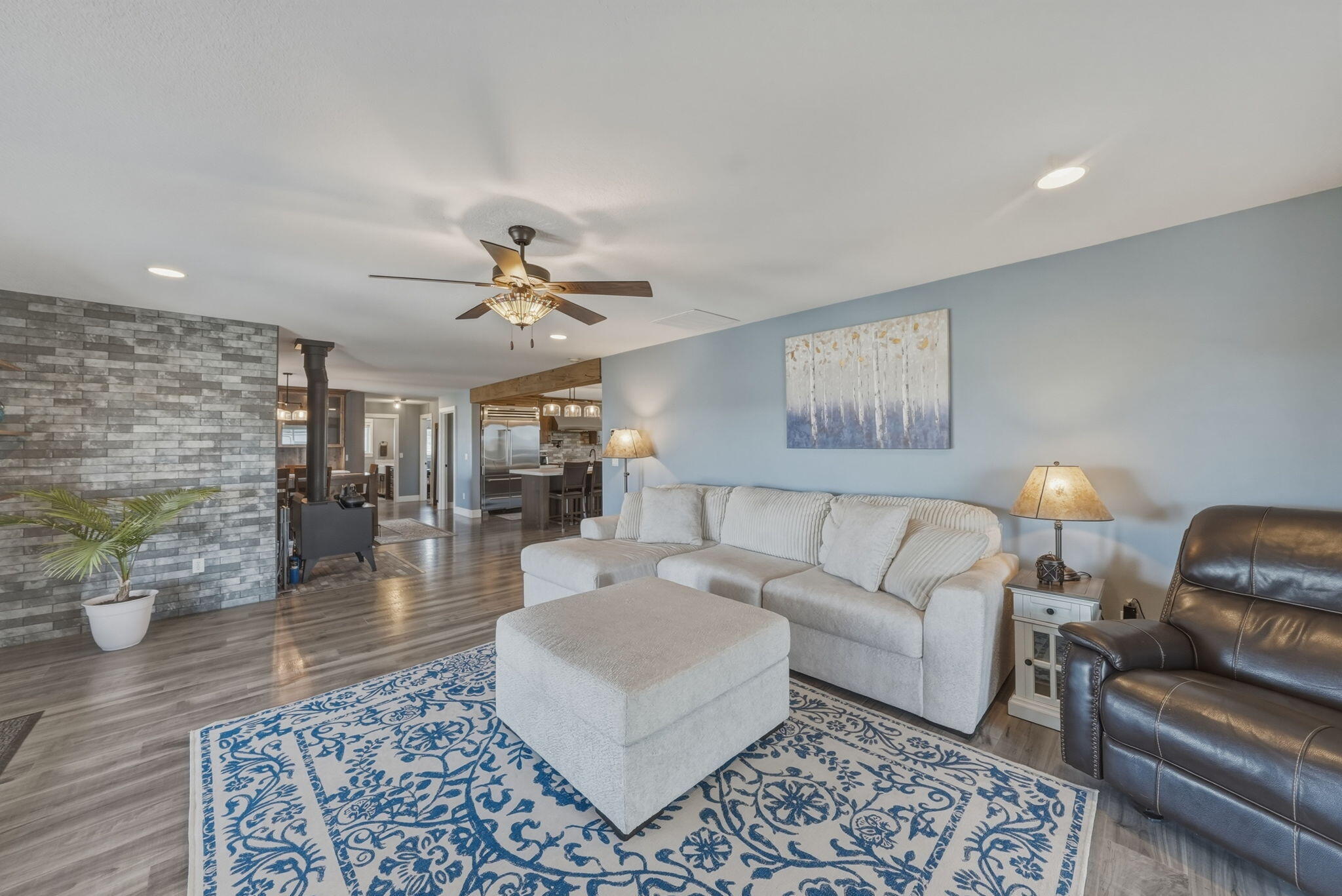 26345 Walker Road Bend, OR 97701 - Photo 10 of 98 9-web-or-mls-Riley_Visuals_043