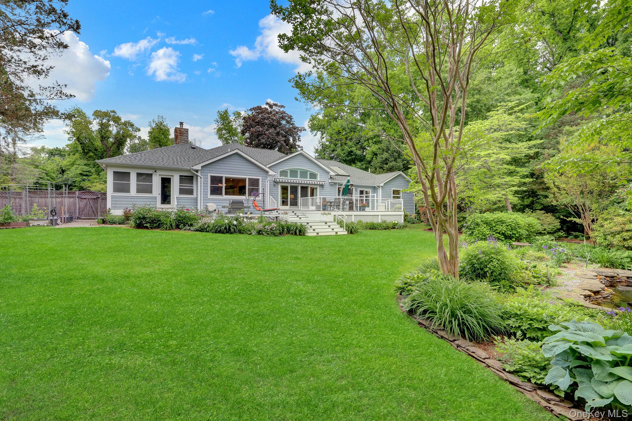 71 Dyke Road Setauket, NY 11733 - Photo 42 of 47