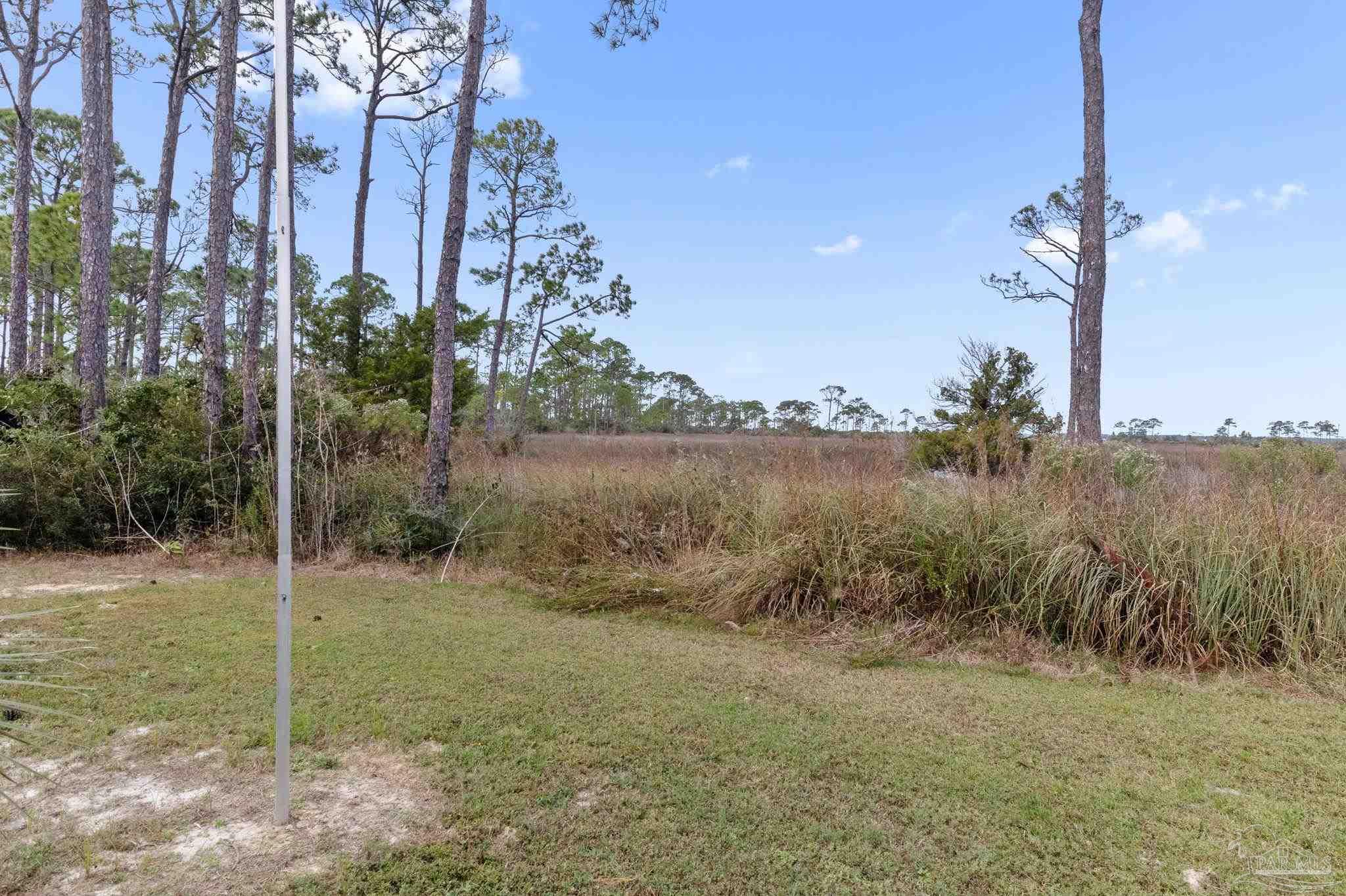 5304 North Shore Road Pensacola, FL 32507 - Photo 14 of 41