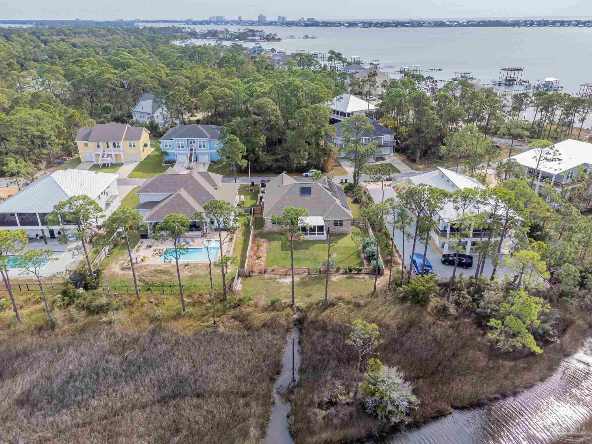 5304 North Shore Road Pensacola, FL 32507 - Photo 17 of 41