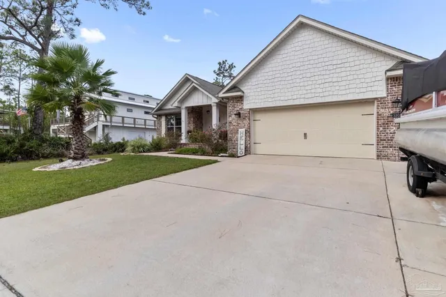 $554,999 | 5304 North Shore Road, Pensacola, FL 32507
