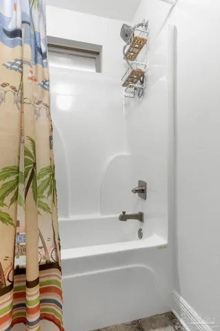 $554,999 | 5304 North Shore Road, Pensacola, FL 32507