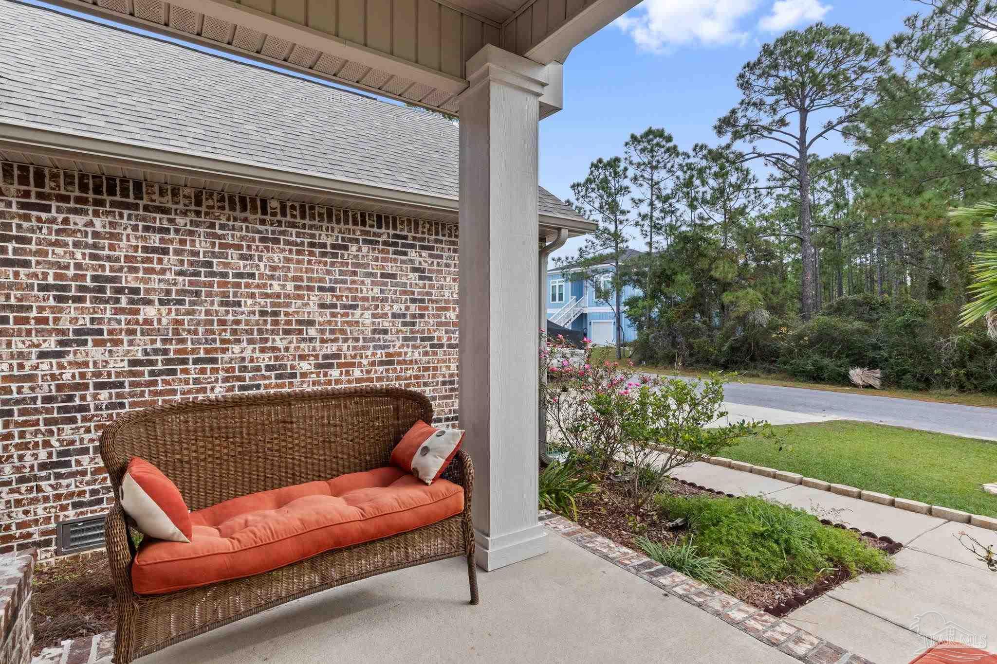 5304 North Shore Road Pensacola, FL 32507 - Photo 5 of 41