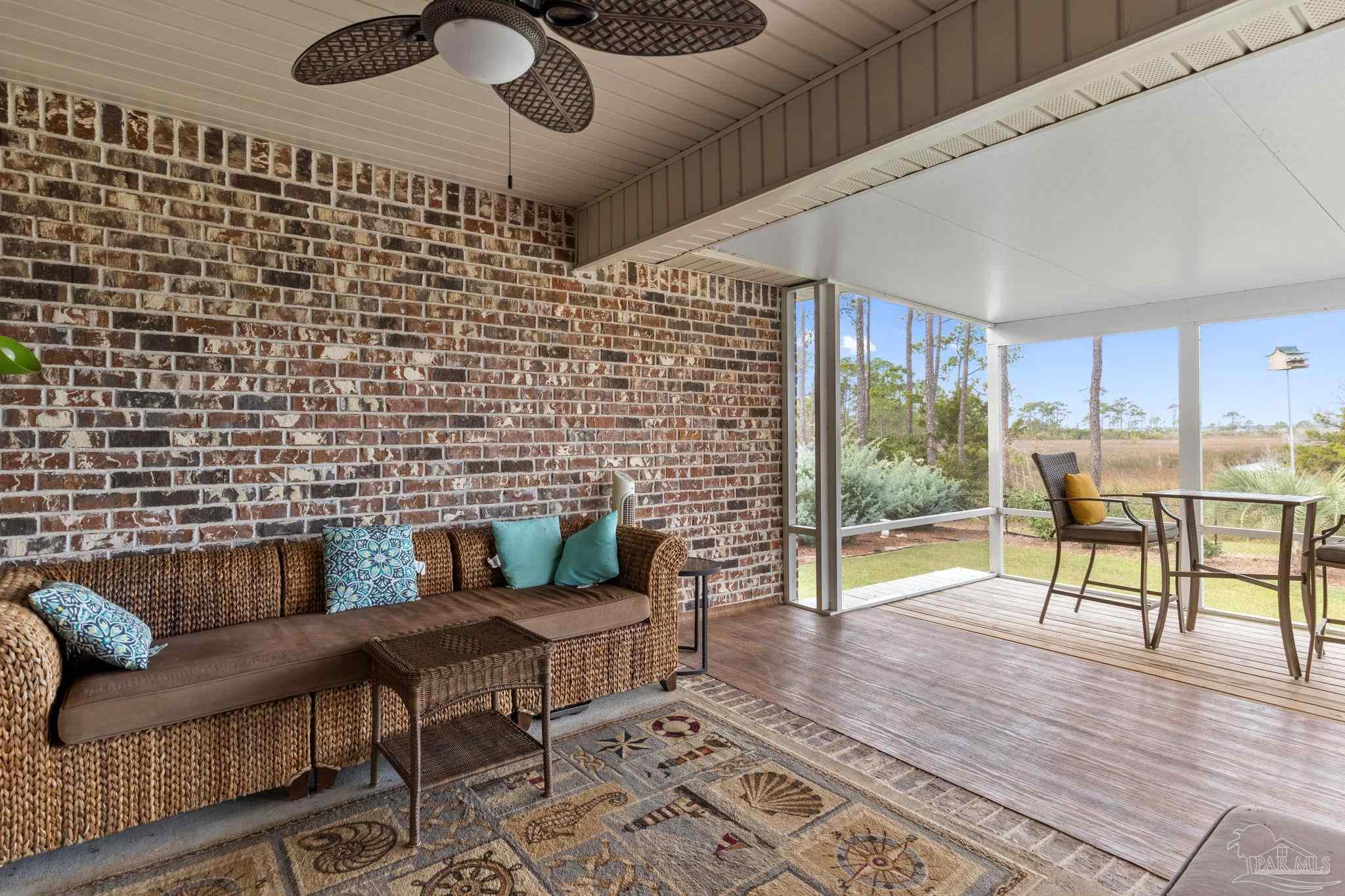 5304 North Shore Road Pensacola, FL 32507 - Photo 8 of 41