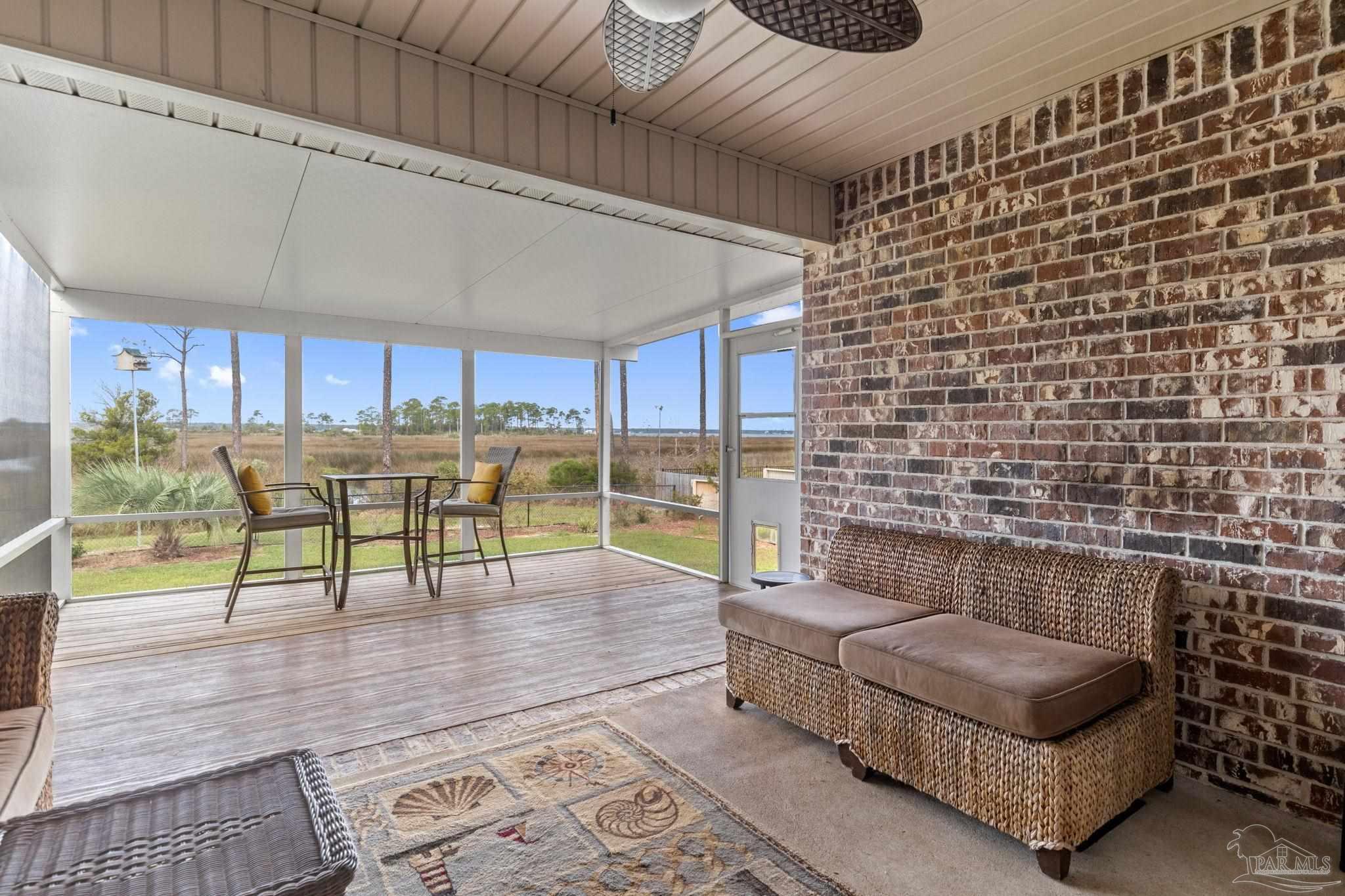 5304 North Shore Road Pensacola, FL 32507 - Photo 9 of 41