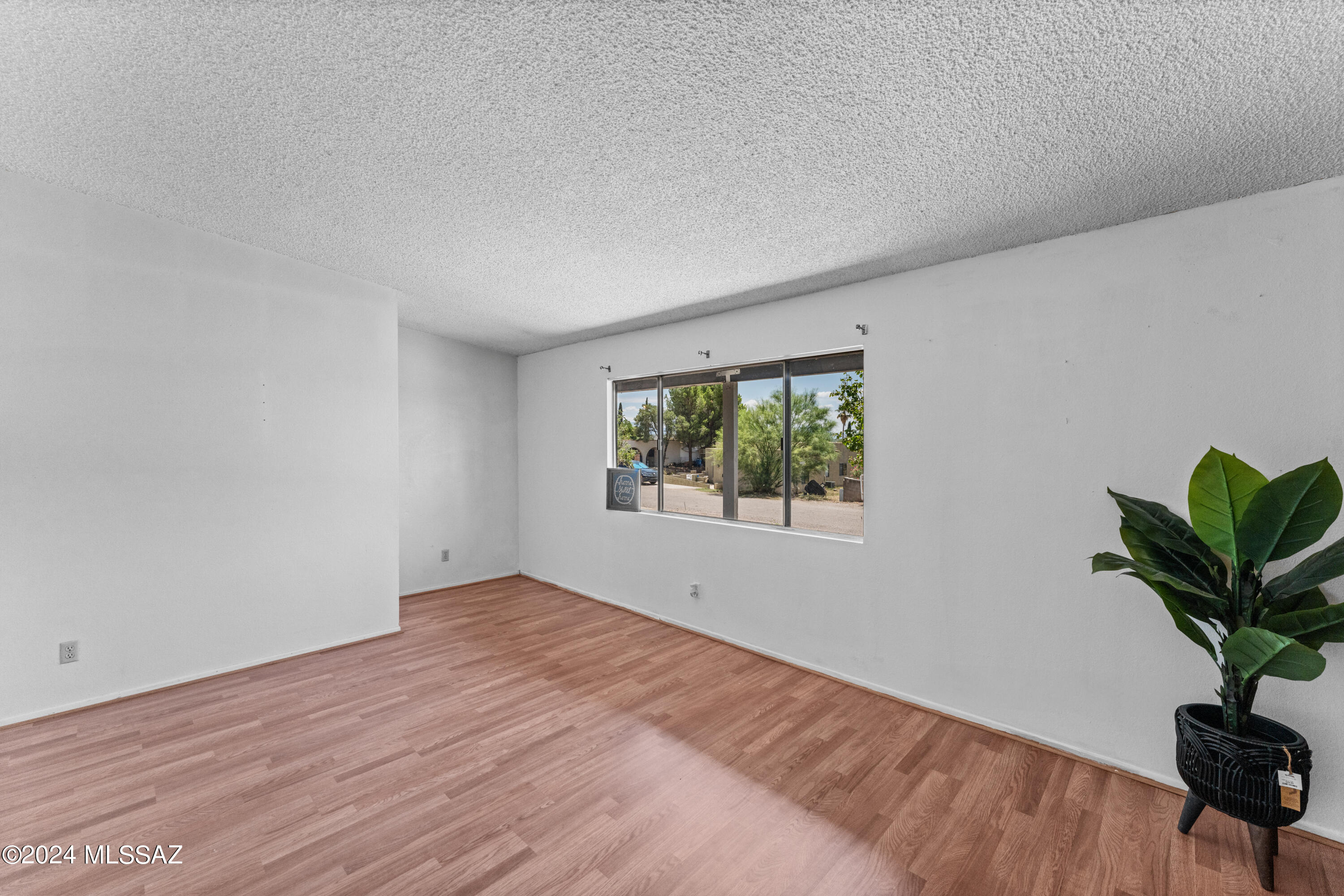 400 Villa Street Rio Rico, AZ 85648 - Photo 5 of 35