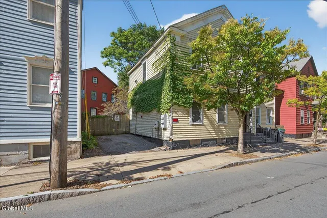 $199,000 | 117 North College Street, Schenectady, NY 12305