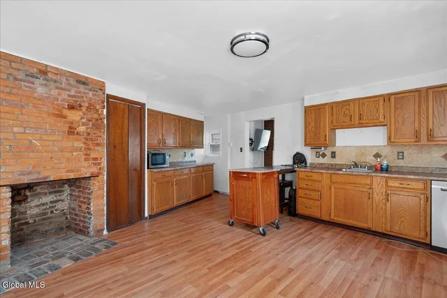 $199,000 | 117 North College Street, Schenectady, NY 12305