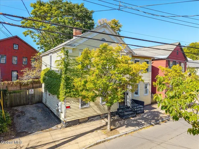 $199,000 | 117 North College Street, Schenectady, NY 12305