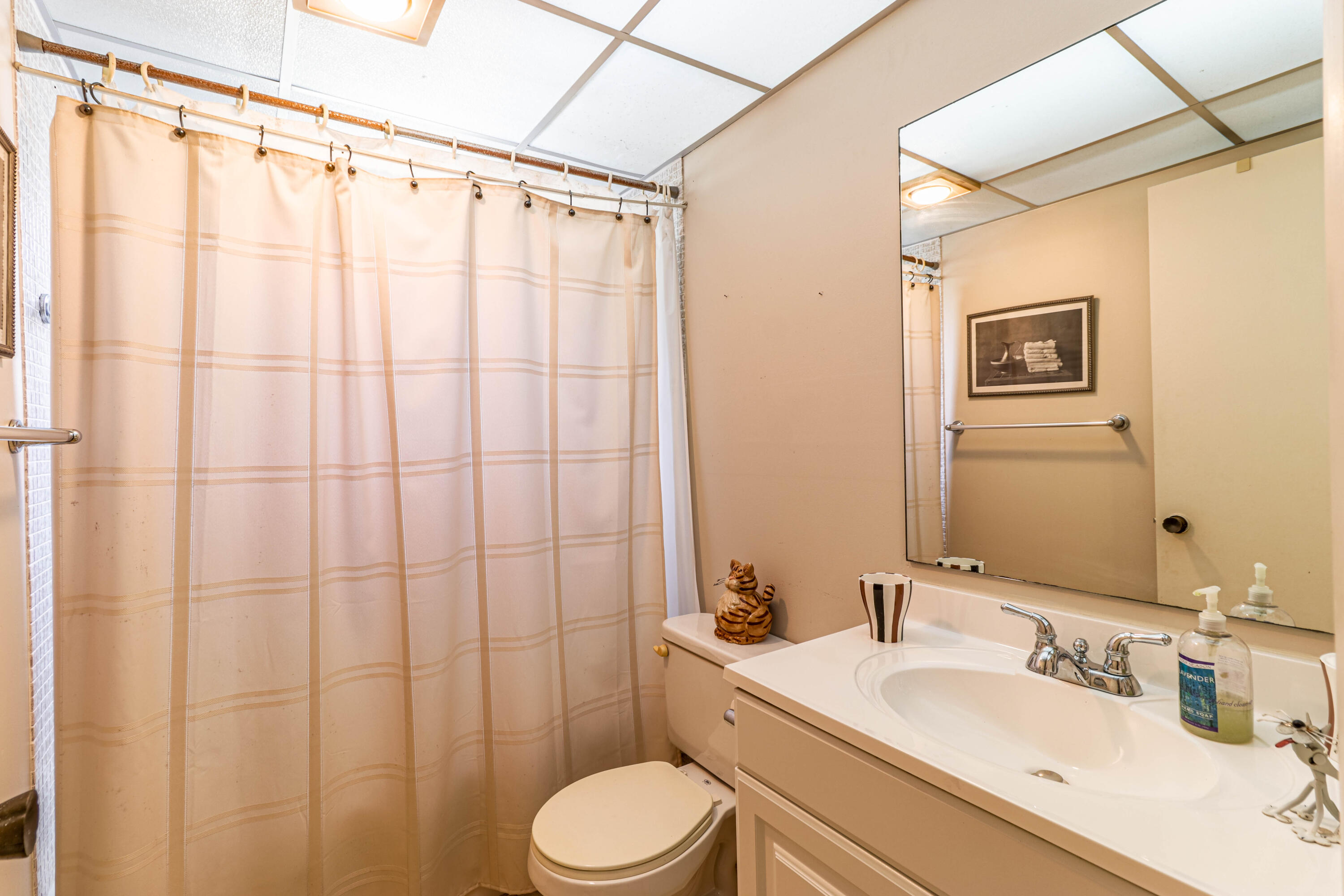 283 Normandy Lane Delray Beach, FL 33484 - Photo 13 of 18 IMG_2947-HDR