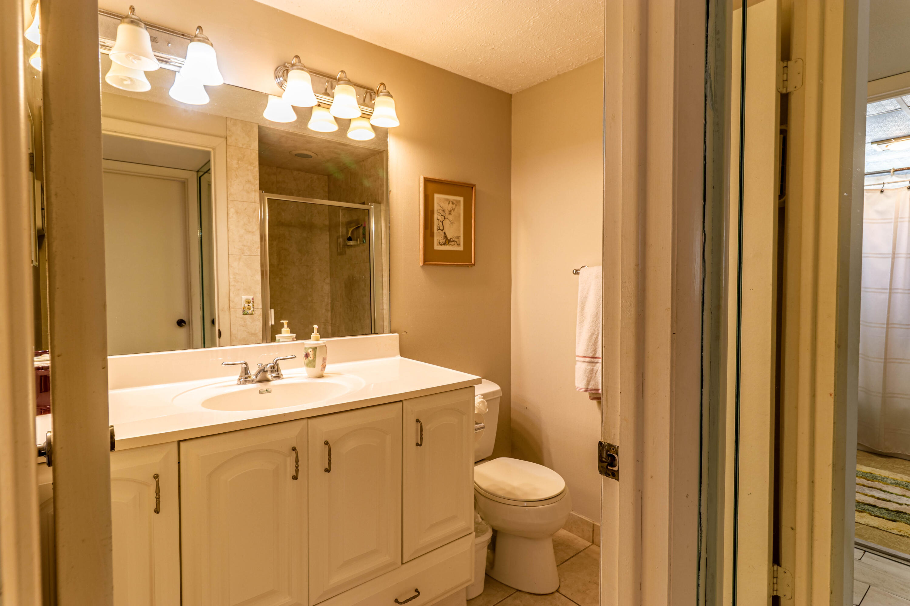283 Normandy Lane Delray Beach, FL 33484 - Photo 10 of 18 IMG_2987-HDR