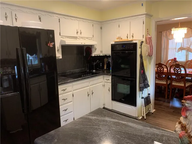 $235,000 | 4004 South Fuller Avenue, Independence, MO 64052