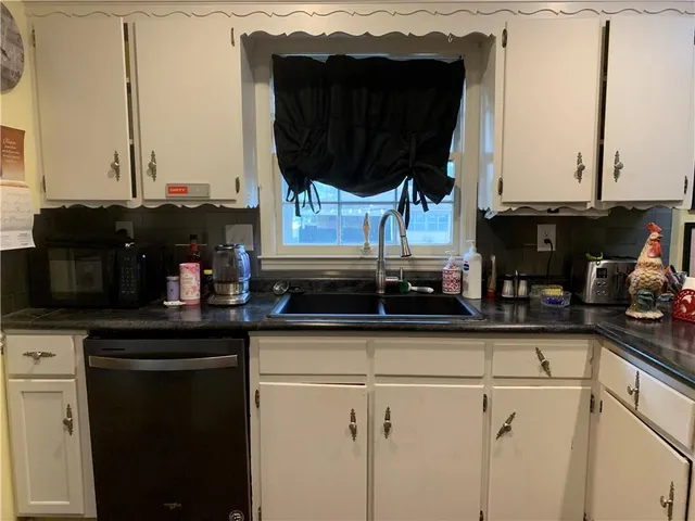 $235,000 | 4004 South Fuller Avenue, Independence, MO 64052