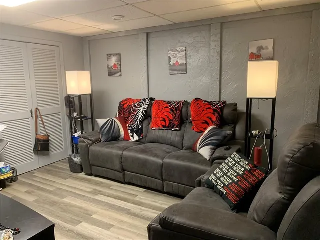 $235,000 | 4004 South Fuller Avenue, Independence, MO 64052