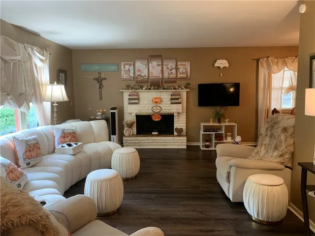 $235,000 | 4004 South Fuller Avenue, Independence, MO 64052