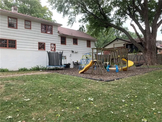 $235,000 | 4004 South Fuller Avenue, Independence, MO 64052