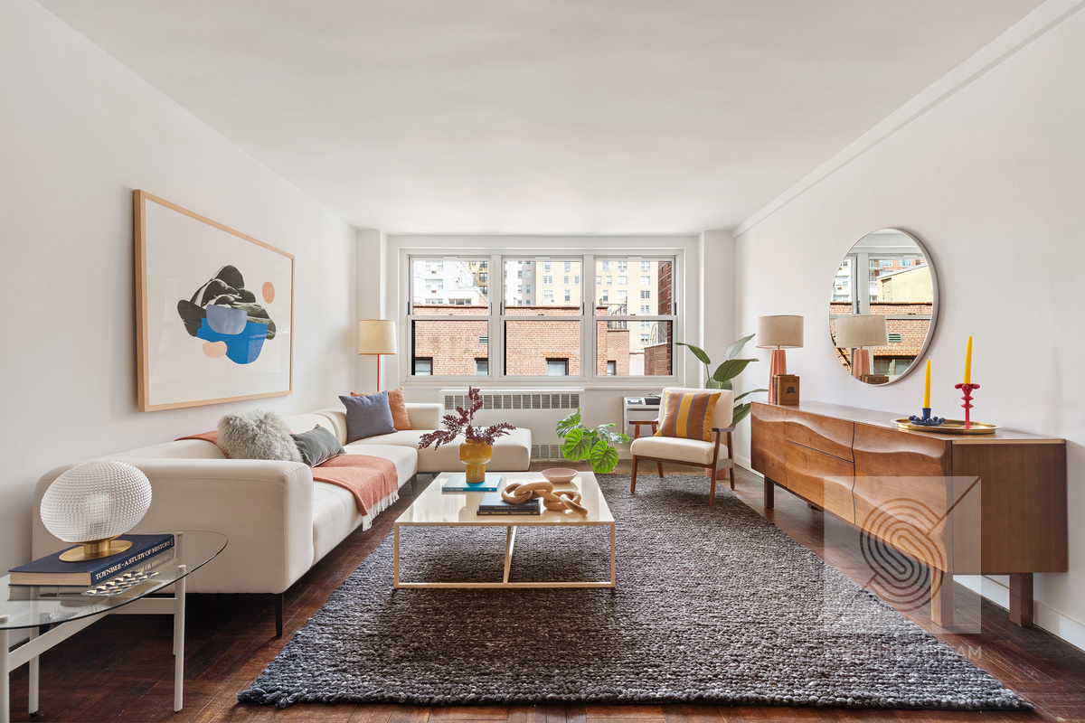 315 East 70th Street, Unit 7D Manhattan, NY 10021 - Photo 1 of 13