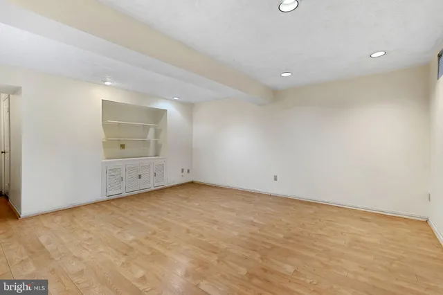 $2,800 | 10877 Olde Woods Way, Columbia, MD 21044