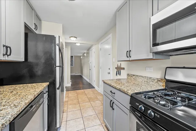 $150,000 | 2620 West Catalpa Avenue, Unit 1A, Chicago, IL 60625