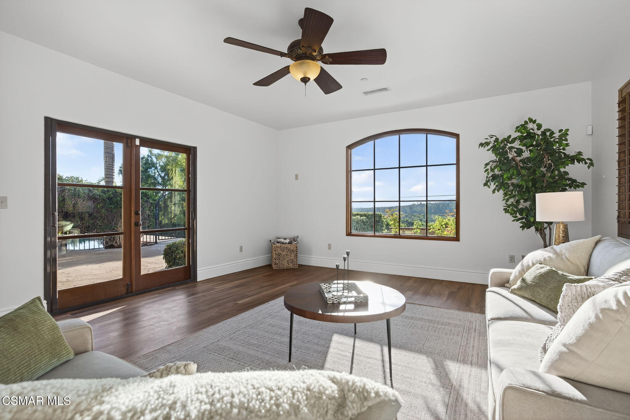 1560 Goodenough Road Fillmore, CA 93015 - Photo 17 of 81 Bright Bonus Room With Views