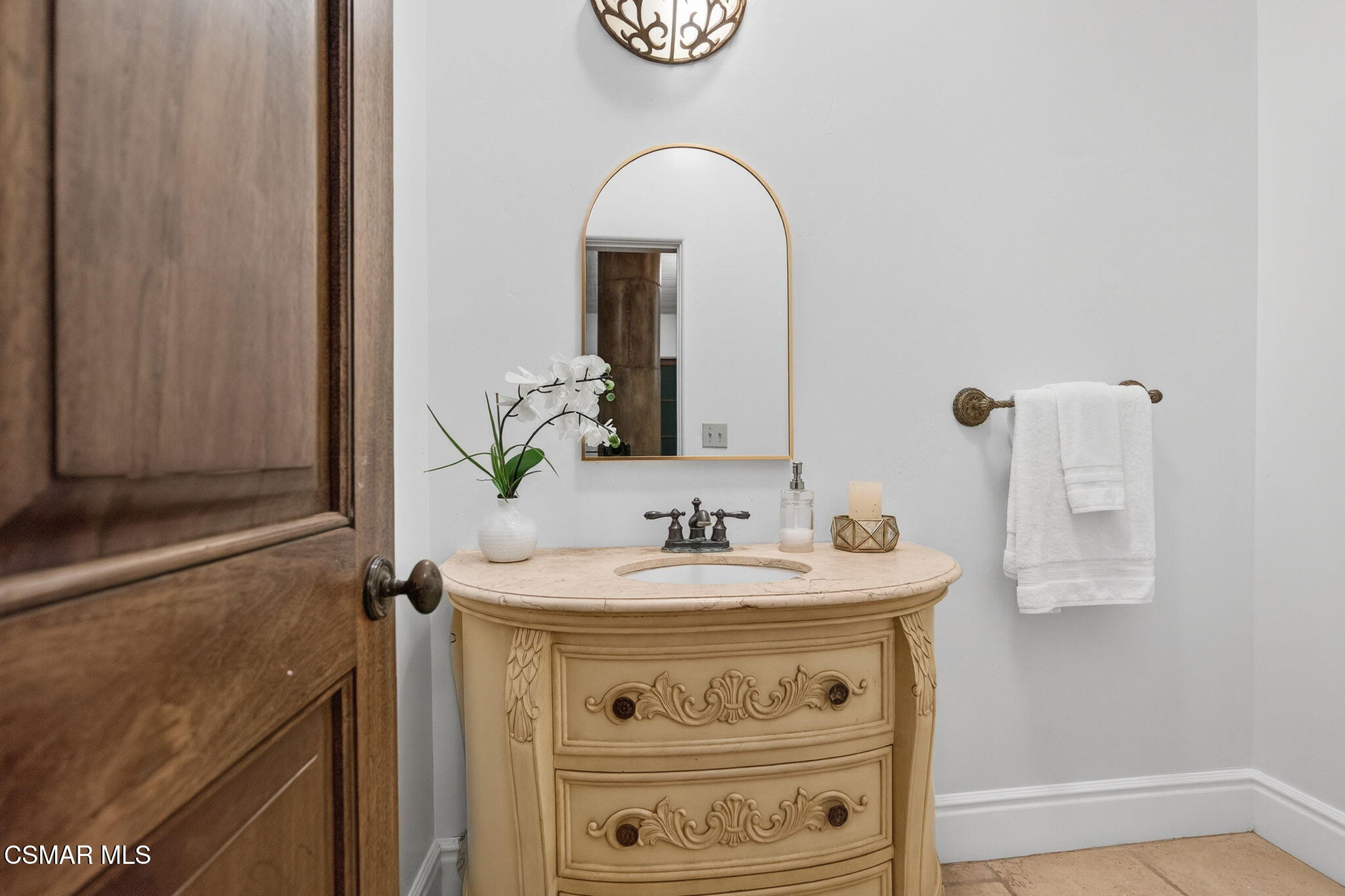 1560 Goodenough Road Fillmore, CA 93015 - Photo 43 of 81 Powder Room