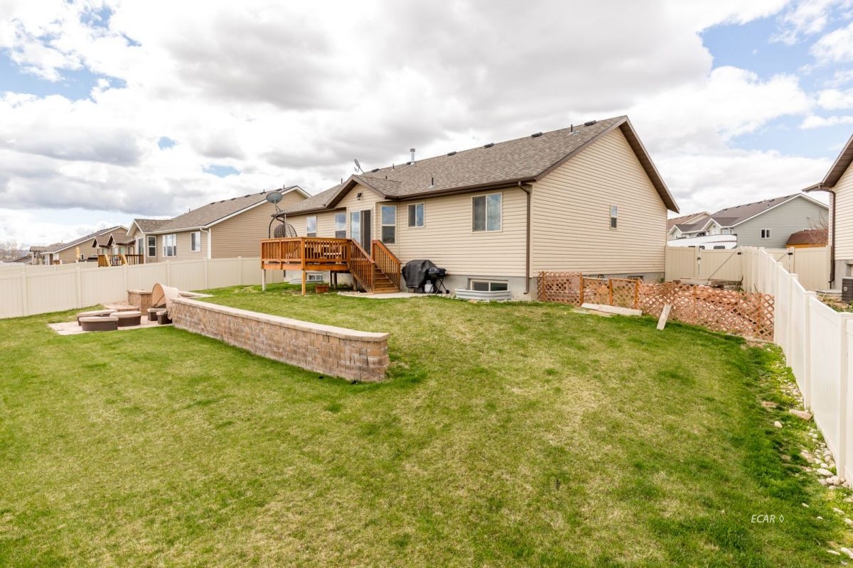 3742 Valley Ridge Avenue Elko, NV 89801 - Photo 9 of 32 Gallery Image 9