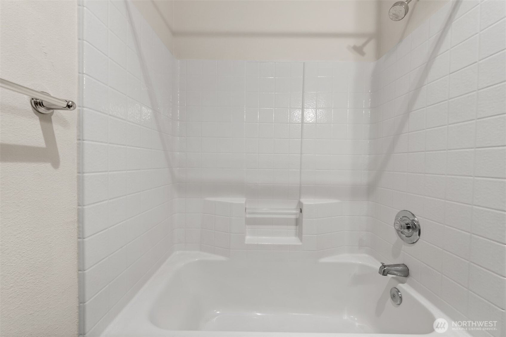 18930 Bothell Everett Highway, Unit D203 Bothell, WA 98012 - Photo 13 of 28