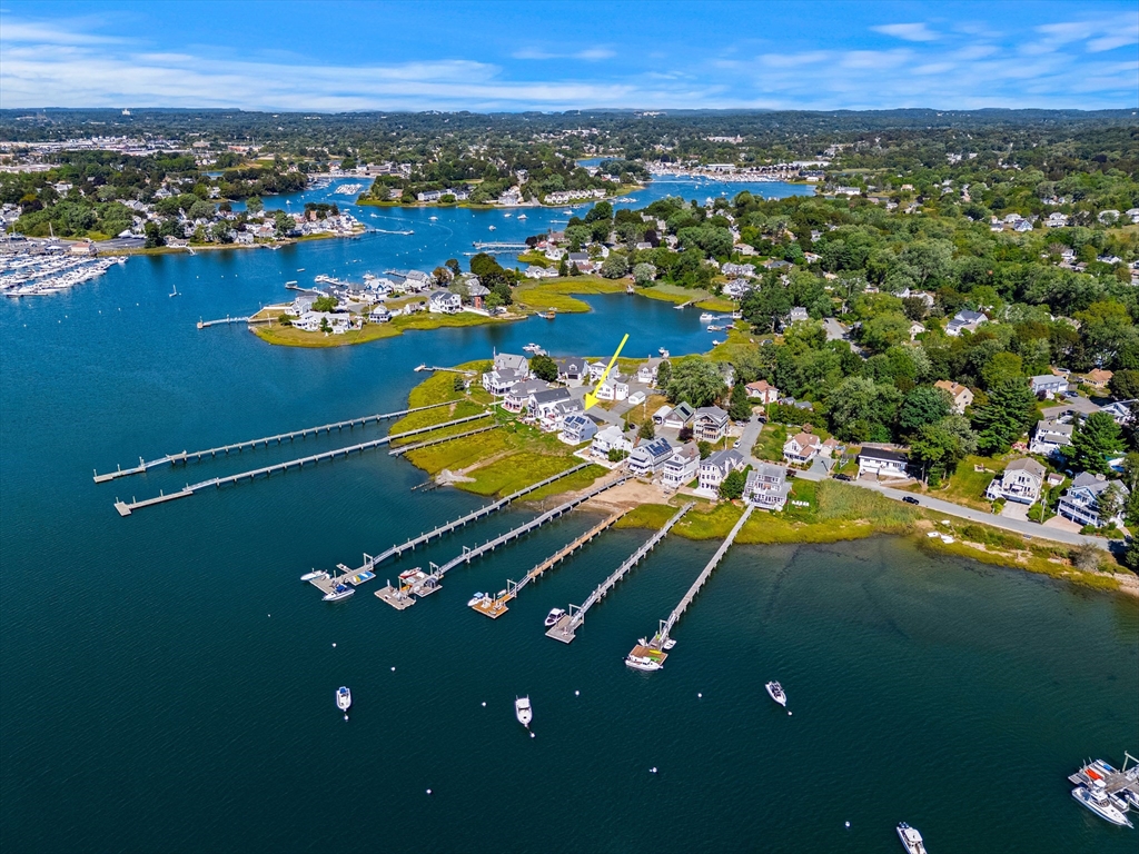 12 Fosters Point Beverly, MA 01915 - Photo 2 of 40