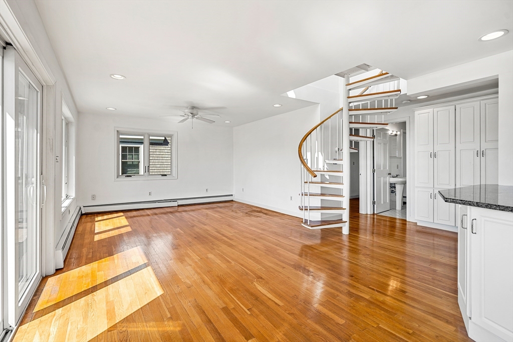 12 Fosters Point Beverly, MA 01915 - Photo 6 of 40