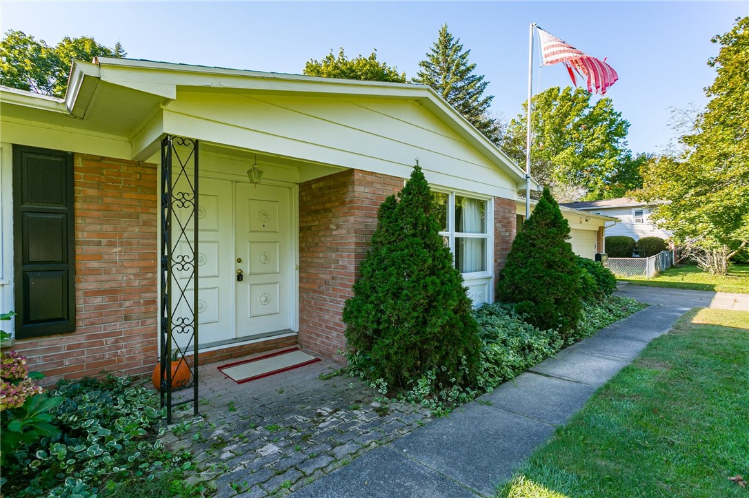 835 Klem Road Webster, NY 14580 - Photo 2 of 26