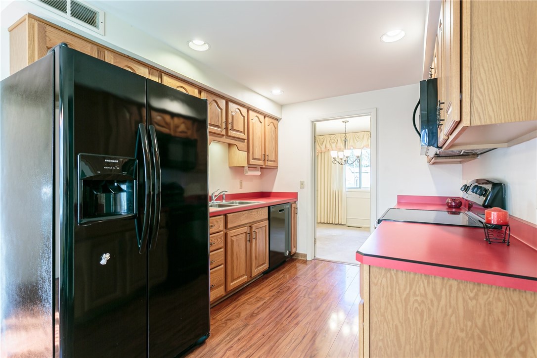 835 Klem Road Webster, NY 14580 - Photo 8 of 26