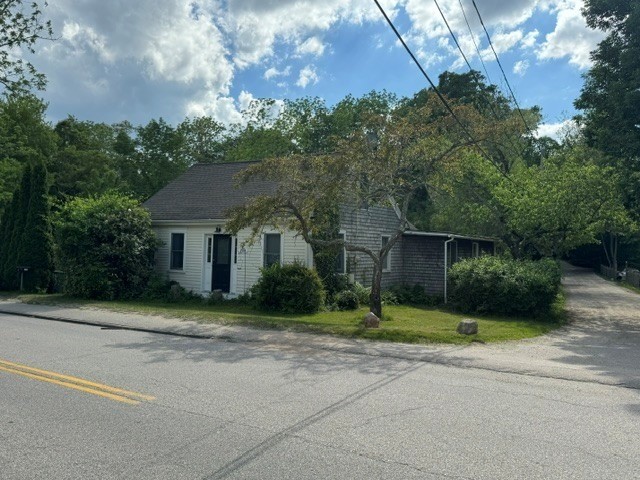 106 North Road South Kingstown, RI 02879 - Photo 2 of 36 Spacious corner lot- selling with adjacent vacant lot