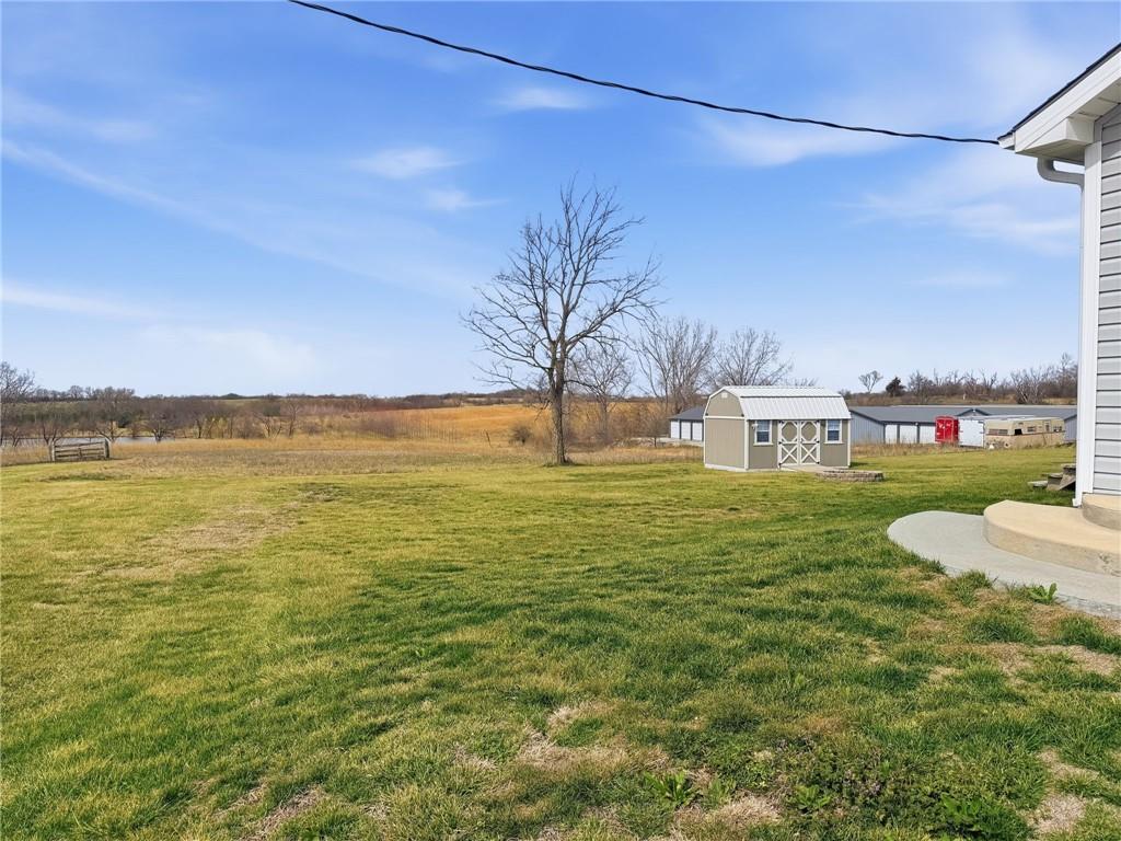 1002 South Hughes Street Hamilton, MO 64644 - Photo 6 of 30