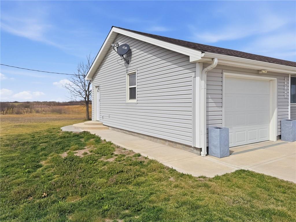 1002 South Hughes Street Hamilton, MO 64644 - Photo 7 of 30