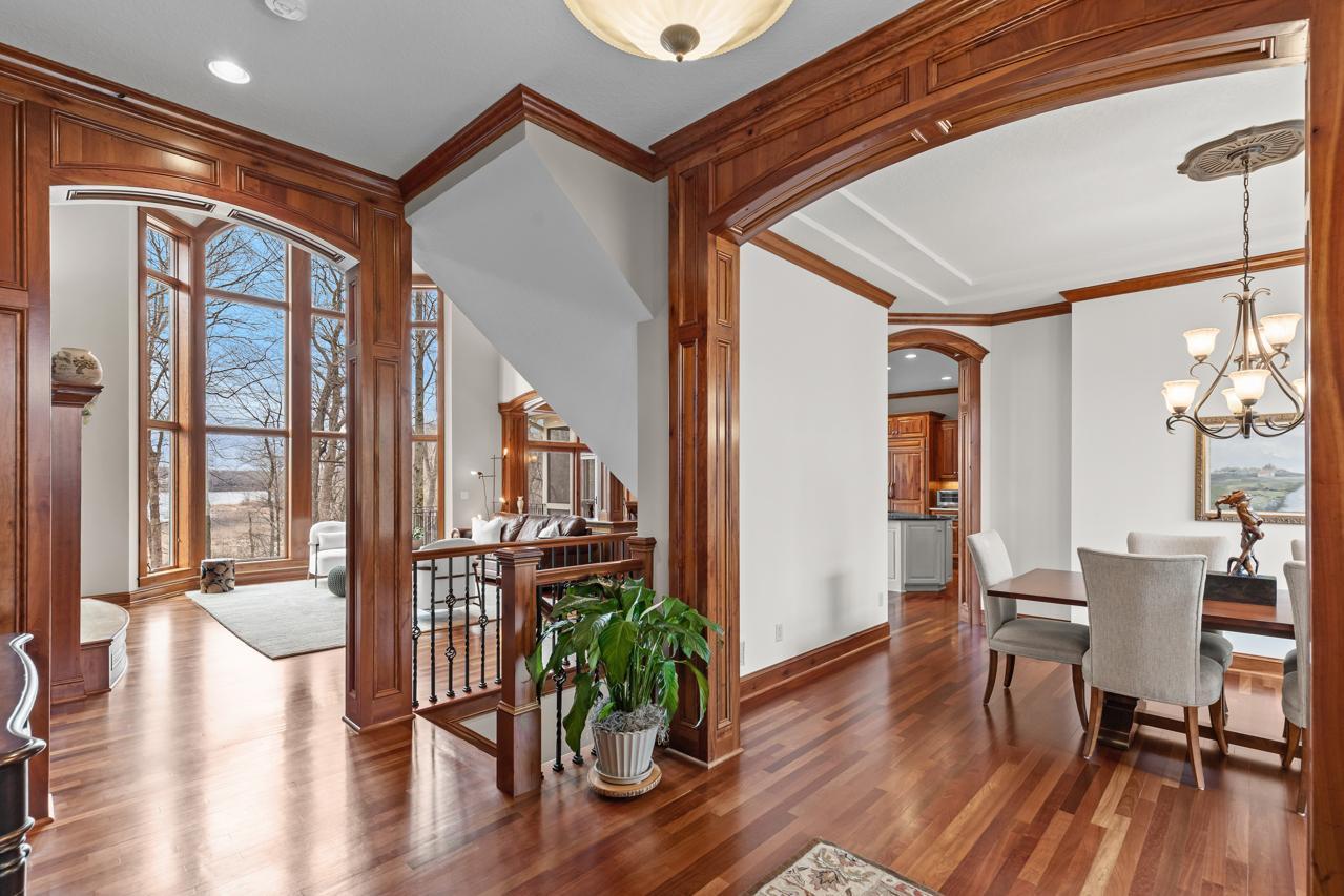 27665 Virginia Cove Excelsior, MN 55331 - Photo 13 of 64