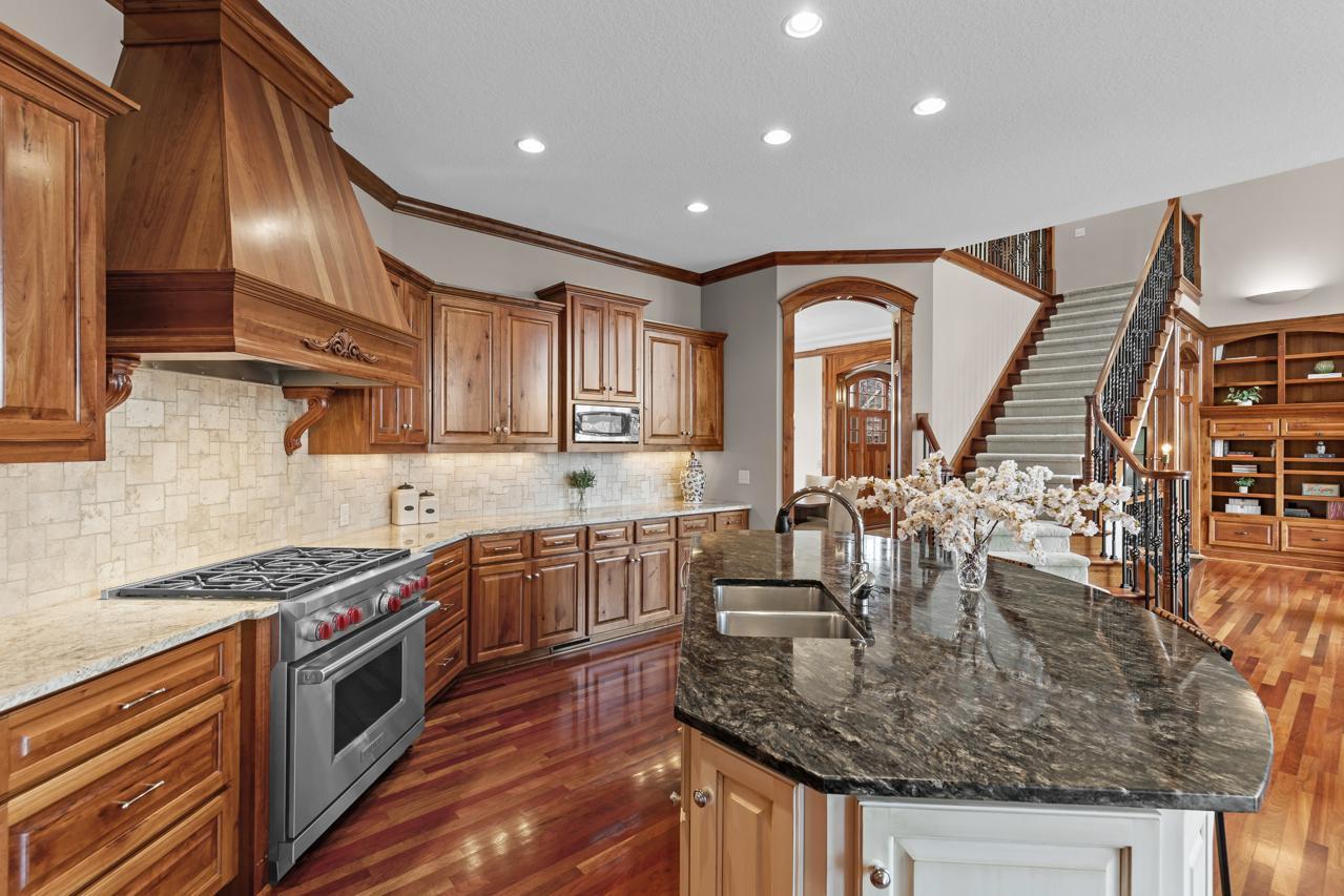 27665 Virginia Cove Excelsior, MN 55331 - Photo 26 of 64