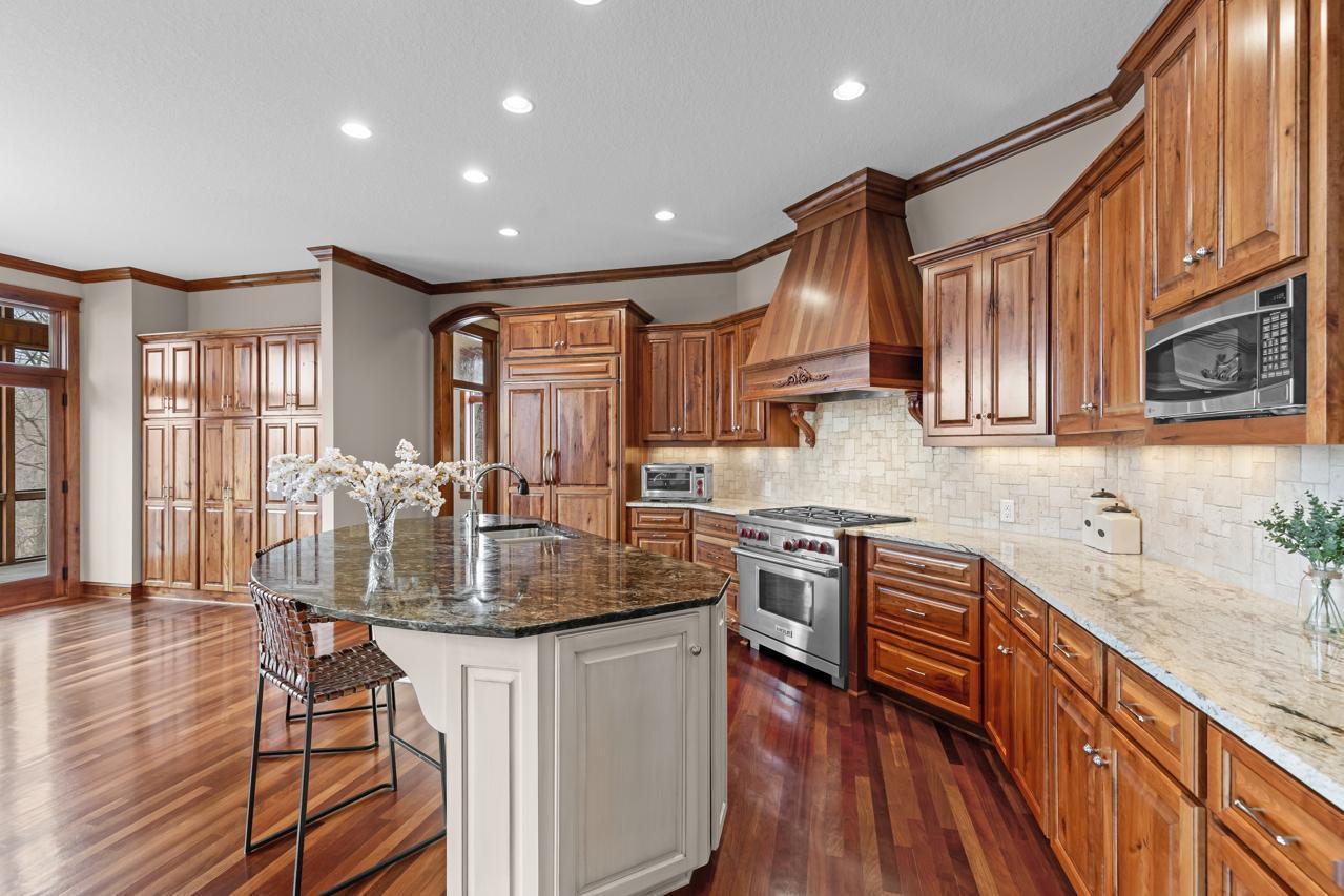 27665 Virginia Cove Excelsior, MN 55331 - Photo 27 of 64