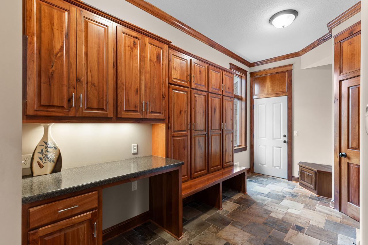 27665 Virginia Cove Excelsior, MN 55331 - Photo 28 of 64