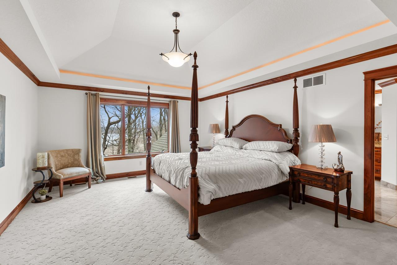 27665 Virginia Cove Excelsior, MN 55331 - Photo 32 of 64