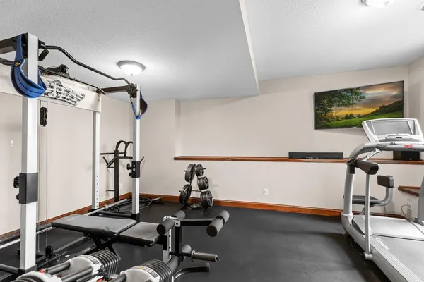 $1,897,000 | 27665 Virginia Cove, Excelsior, MN 55331