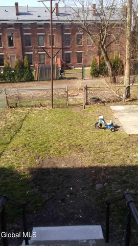 $1,195 | 24 Cataract Street, Unit 1, Cohoes, NY 12047