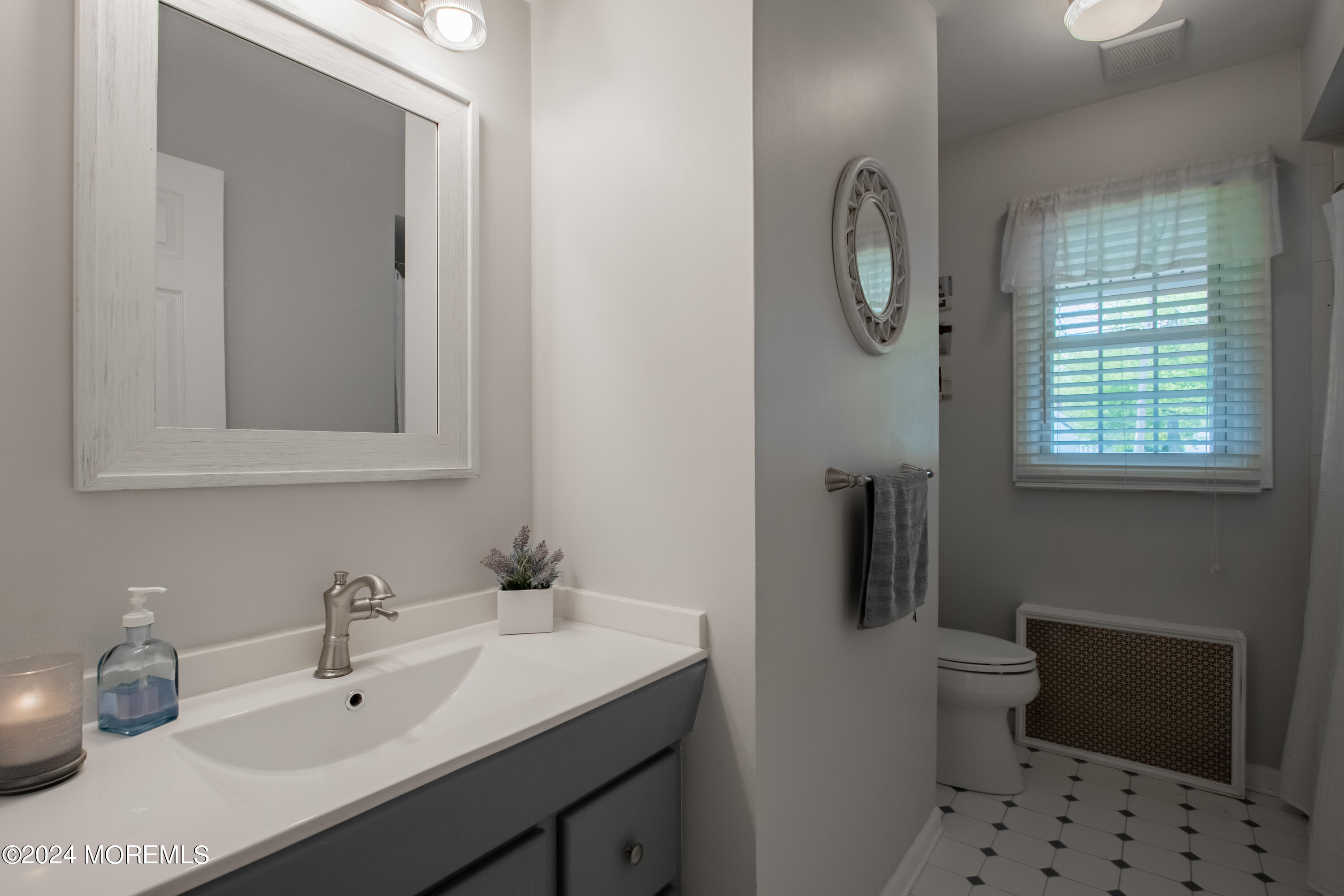 25 Orchard Street Red Bank, NJ 07701 - Photo 14 of 44 _E3A7698-HDR