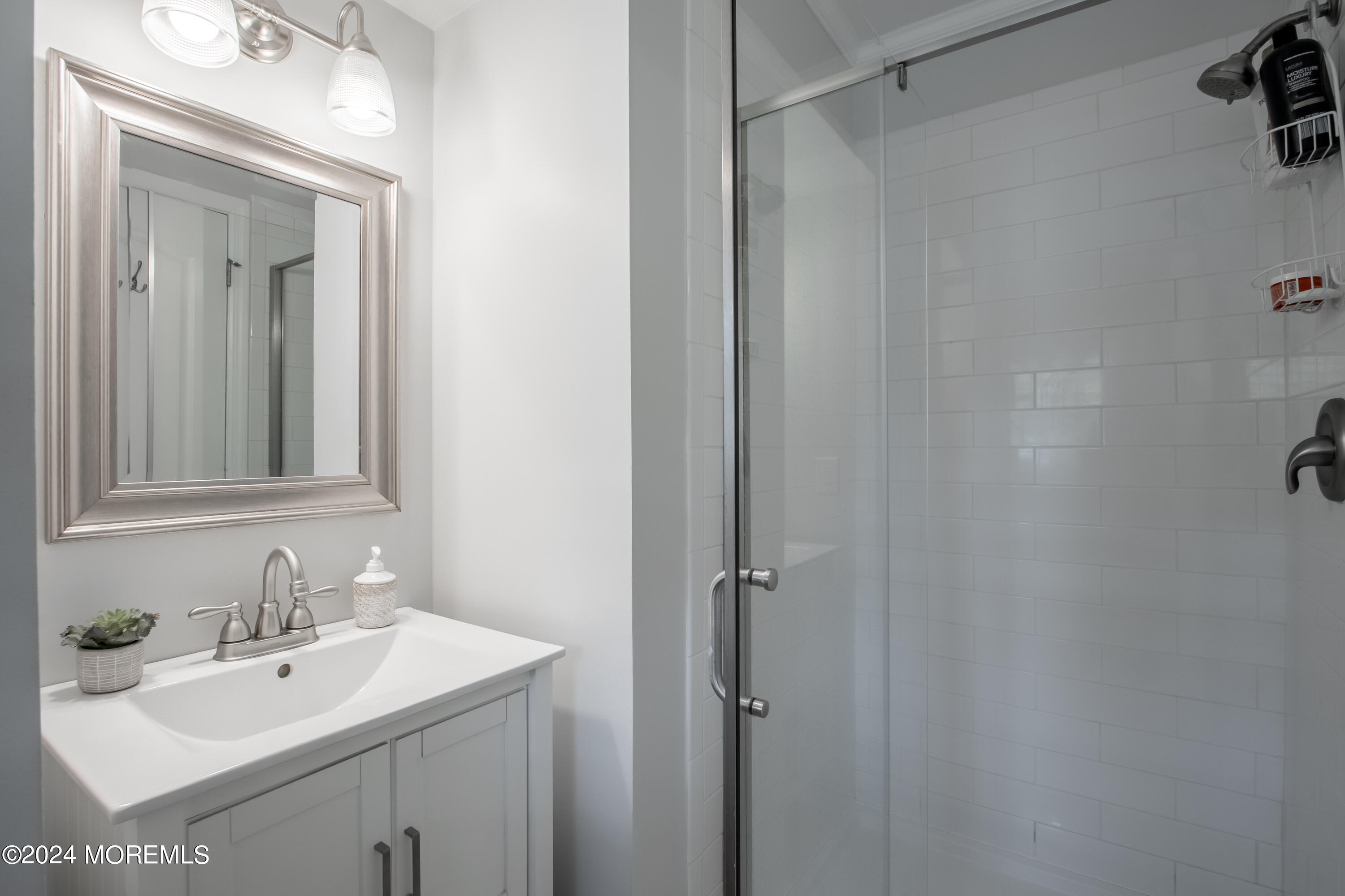 25 Orchard Street Red Bank, NJ 07701 - Photo 19 of 44 _E3A7718-HDR