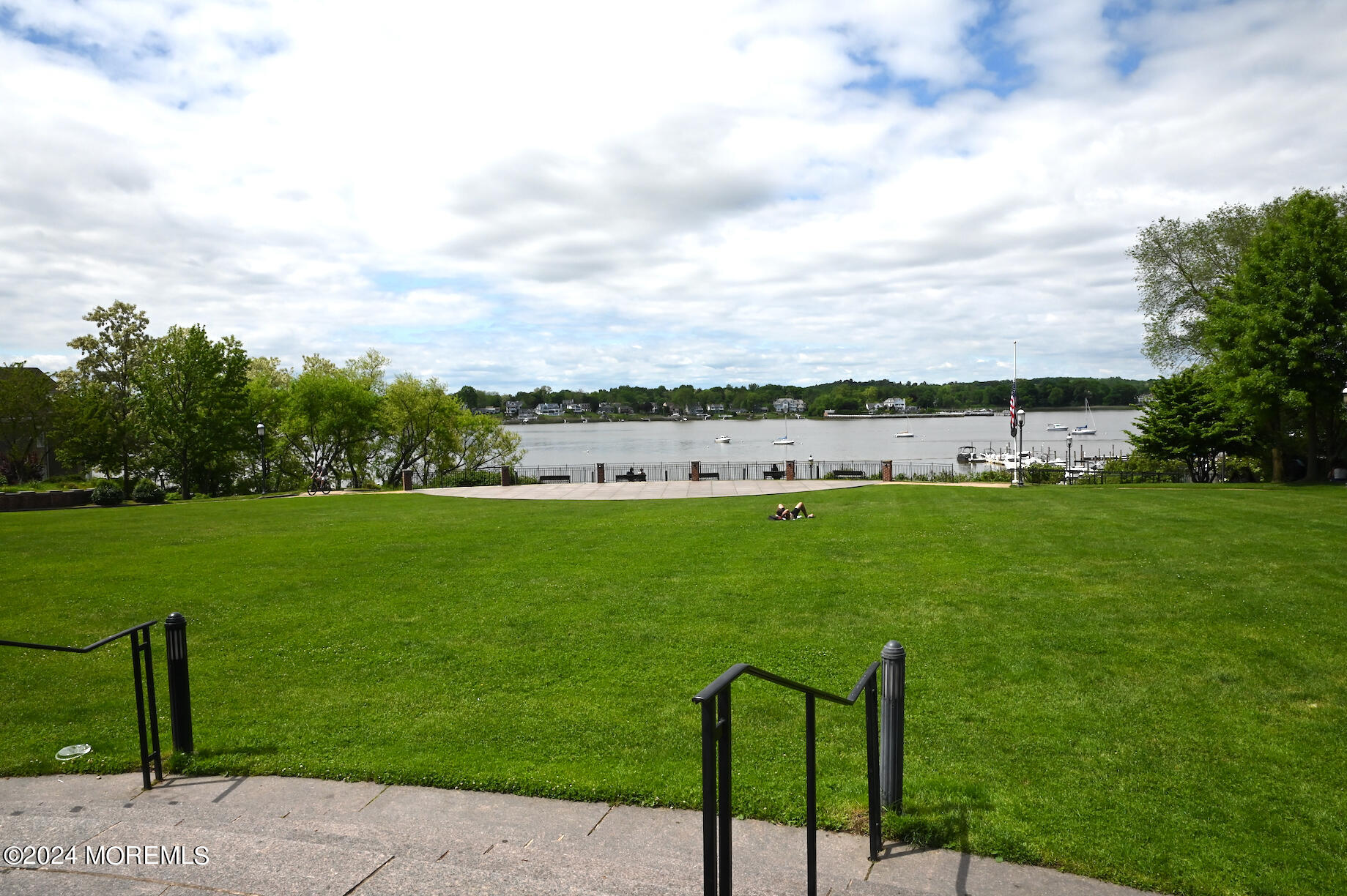 25 Orchard Street Red Bank, NJ 07701 - Photo 43 of 44 DSC_1577