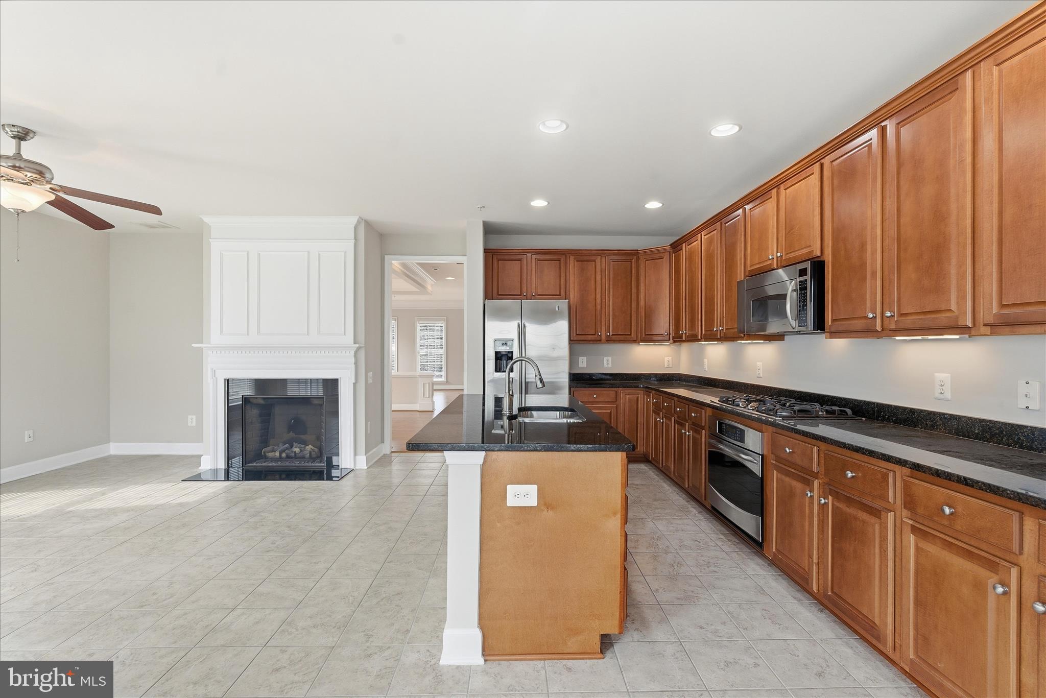 2102 Carthage Drive Woodbridge, VA 22191 - Photo 12 of 33 Kitchen